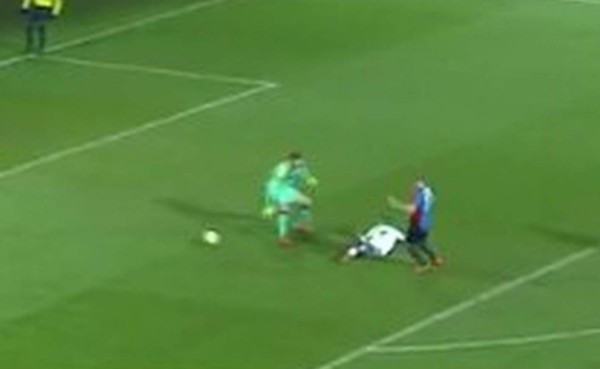 VIDEO: Insólito gol de Philipp Schobesberger en la Europa League