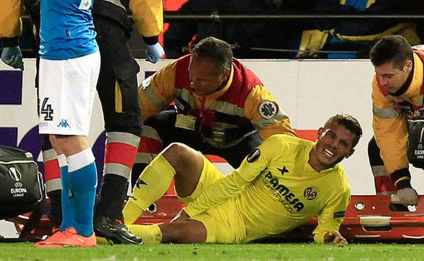 VIDEO: El mexicano Jonathan dos Santos salió lesionado ante el Napoli en la Europa League