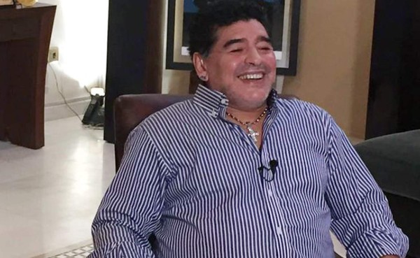 Maradona amenaza a jugadores de Argentina: 'Si no ganamos, que no vuelvan'
