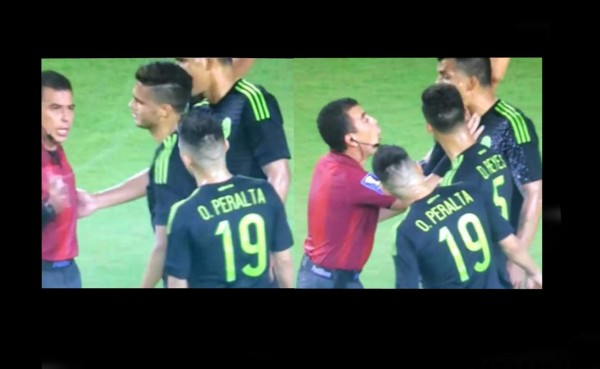 VIDEO: Árbitro pintó con su spray al 'Maza' Rodríguez