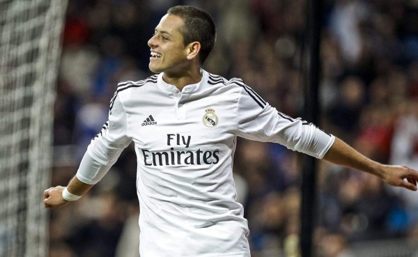 Chicharito podría ir al Milan como intercambio por Adil Rami.