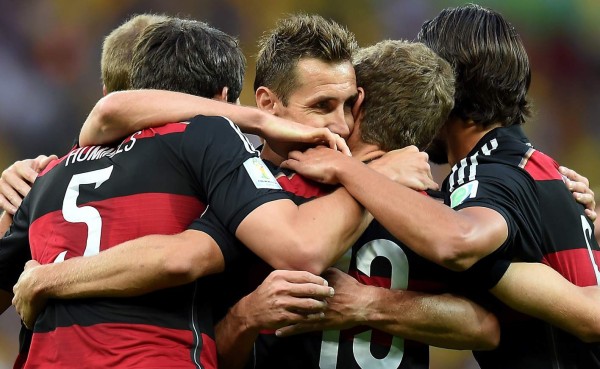 Alemania le receta paliza de Mundial a Brasil
