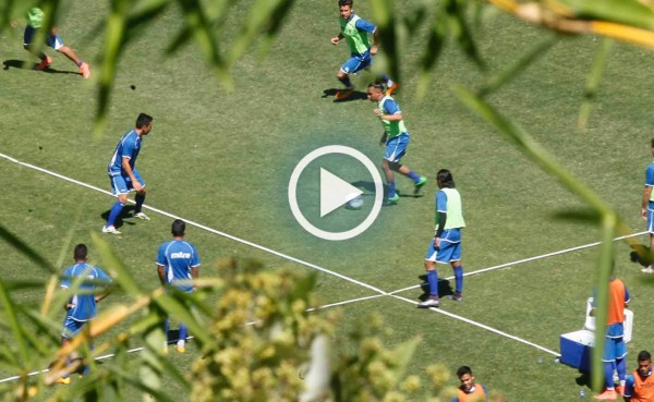 Video: El Salvador se esconde de los espías y practica penales