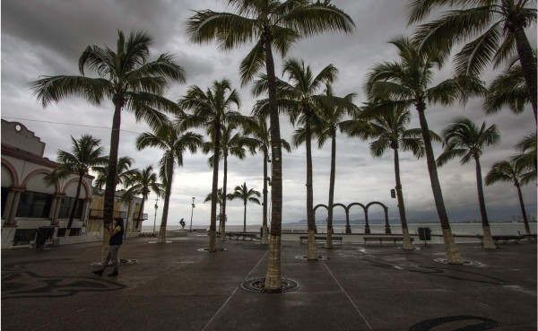 INFORME ESPECIAL: Patricia se degrada a depresión tropical en México y causa daños menores