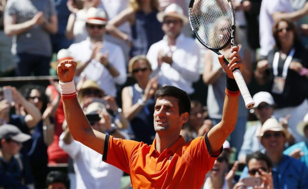 Djokovic supera a Murray en una gran batalla y jugará la final en París