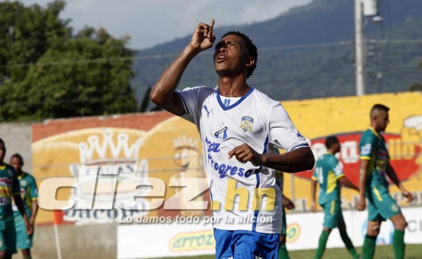 Honduras Progreso y Juticalpa se reparten los puntos en la Perla del Ulúa