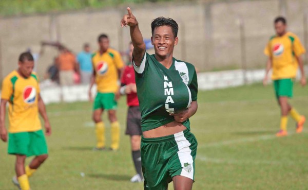 Yoro FC venció al Social Sol y se quedó con el clásico yoreño