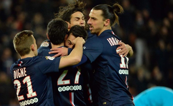 Lavezzi da triunfo al PSG y se coloca a un punto del líder