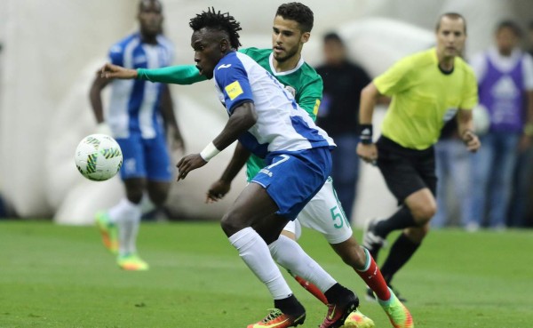 Alberth Elis se va feliz a su nueva aventura al Monterrey tras clasificar al hexagonal