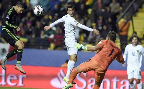 Prensa de México baña en críticas a su selección tras empate ante Bolivia