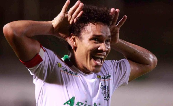 Rambo de León: 'Nunca he cometido actos de soberbia, indisciplina, mujeres u horarios'