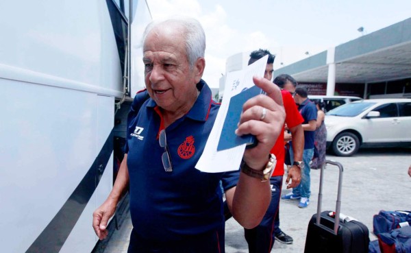 Municipal llega a San Pedro Sula para debutar ante Real España