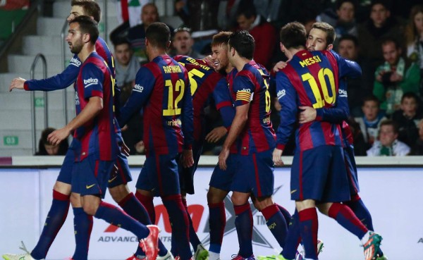 El Barcelona abusa del Elche