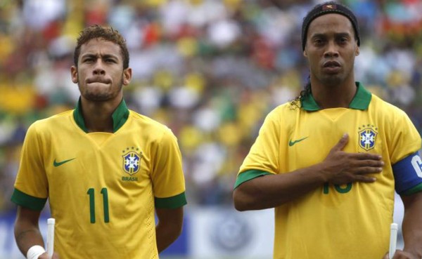 Ronaldinho no descarta el posible fichaje de Neymar por el Real Madrid