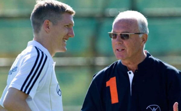 Beckenbauer respalda a Schweinsteiger como nuevo capitán de Alemania