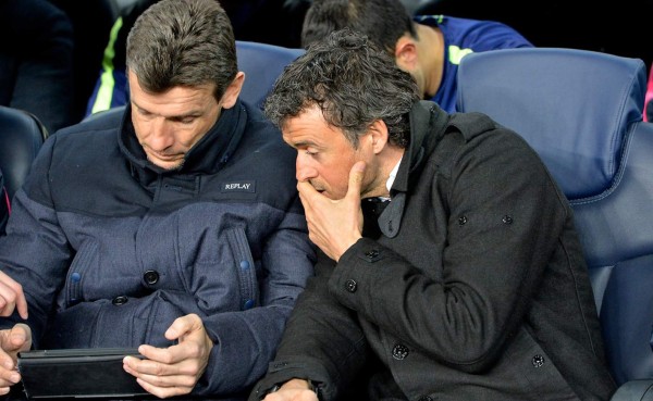 El asistente técnico que prepara las jugadas de estrategia en el Barcelona