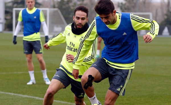 Zidane incluye a su hijo Enzo en el entrenamiento del primer equipo