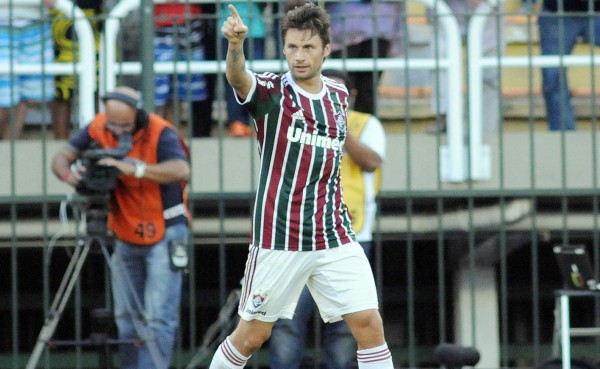 Rafael Sobis llega a México para firmar con el Tigres