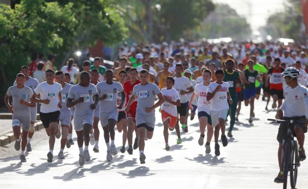 Maratón: Puerto Cortés corrió por la Cruz Roja&nbsp;&nbsp;