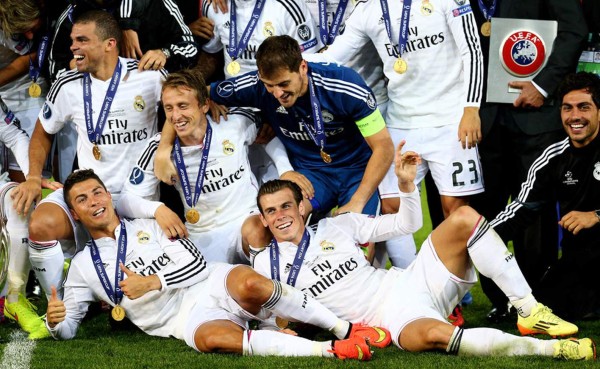 Real Madrid empata en títulos con el Barcelona