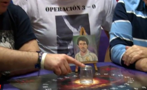 VIDEO: Madridistas invocan al 'espíritu de Juanito' para la remontada