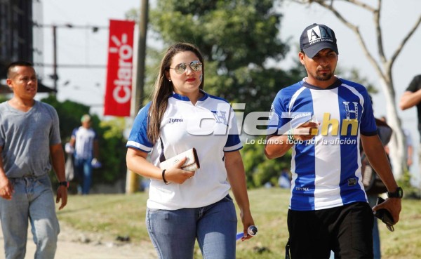 Así vive San Pedro Sula el duelo Honduras-El Salvador