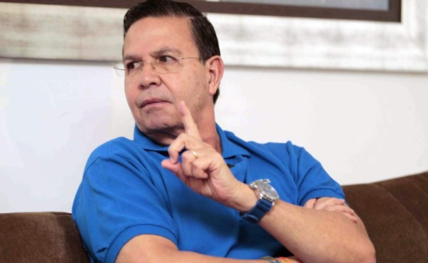 Rafael Callejas ya se encuentra en suelo estadounidense