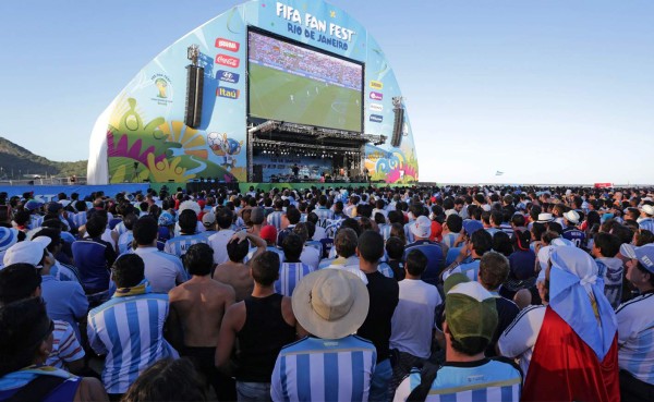 Más de un millón de personas de 202 países llegaron a Brasil para el Mundial