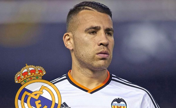 Real Madrid estaría siguiéndole la pista a Nicolás Otamendi