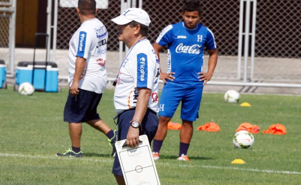 Jorge Luis Pinto viajará a espiar a México y Estados Unidos