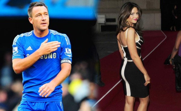 Terry le fue infiel a su esposa Toni con la modelo francesa Vanessa Perroncel, quien era novia de su ex mejor amigo y compañero del Chelsea Wayne Bridge. Foto AFP