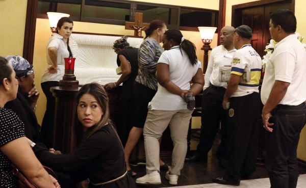 FOTOS: Don Nicolás, el padre de la dinastía Suazo y fiel aficionado al Marathón