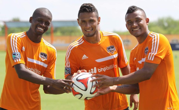 Catrachos del Houston Dynamo piden seguir confiando en Medford