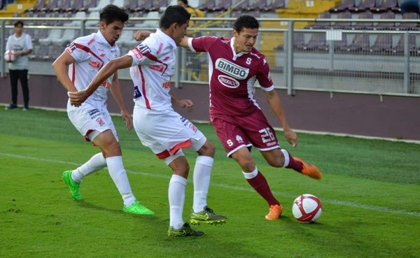 Pérez Zeledón de Mauricio Wright lidera en Costa Rica