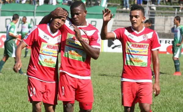 Real Sociedad doblegó a Juticalpa y ya es segundo lugar