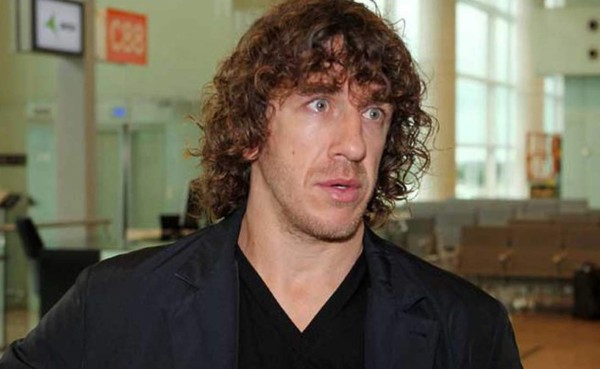 Puyol defiende a Alves: 'Siempre lo ha dado todo por el Barcelona'