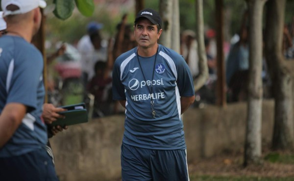 Diego Vázquez: 'Tenemos equipo para competir en el torneo'