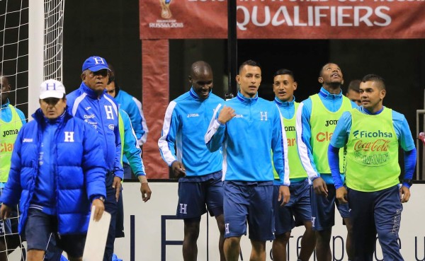 'Honduras debe jugar con su experiencia y apelar a su fuerza y velocidad'