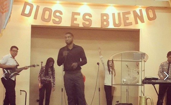 Reinieri Mayorquín se entregó a Cristo tras perder a su madre