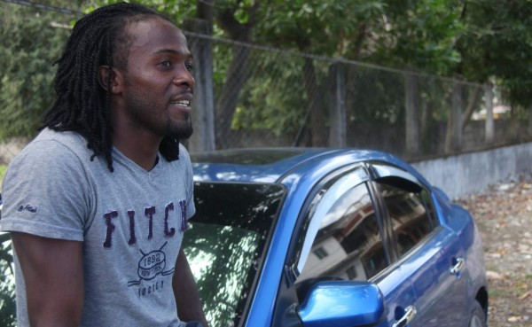 Víctor Mena sobre su retiro: 'Solo llegué hasta sexto grado y eso me pasó factura'