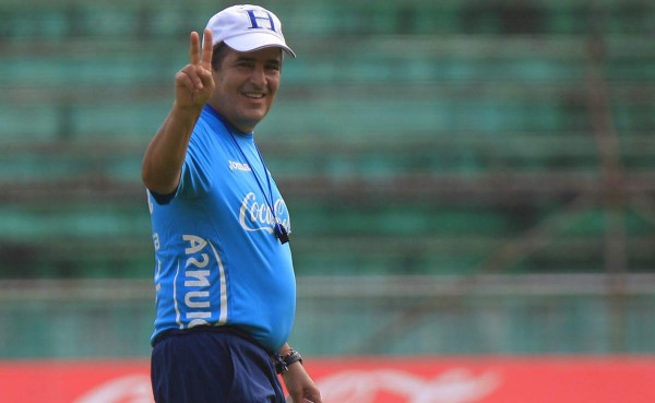 Jorge Luis Pinto, el técnico que simboliza el esfuerzo sin desmayo en el fútbol