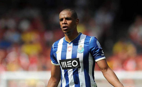 Fernando Reges nuevo jugador del Manchester City