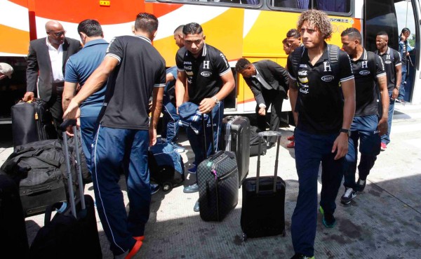 Honduras vuela a Miami para enfrentar el martes a EUA