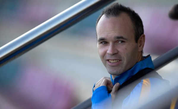 Iniesta: 'Sería muy duro no contar con Messi ni Neymar para la final'