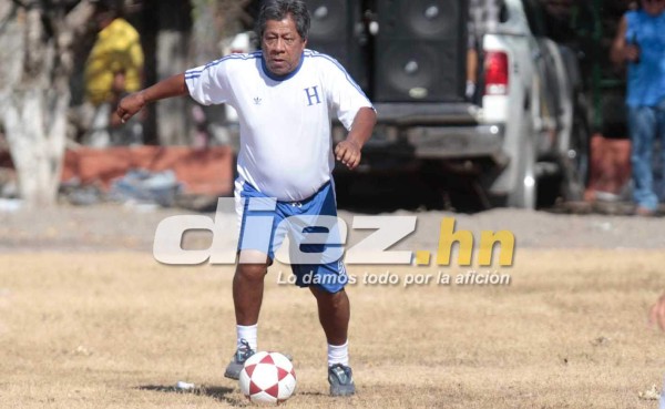 Así fue el partido entre leyendas entre Honduras y El Salvador en Alianza, Valle