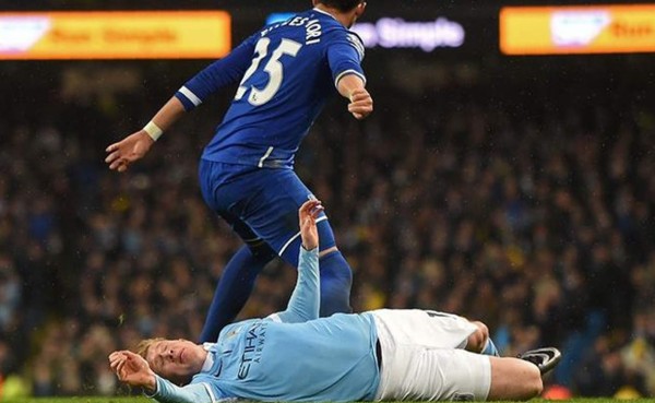 Kevin De Bruyne estará seis semanas de baja por lesión