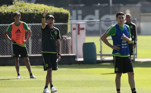 Juan Carlos Osorio niega que cambiará el equipo contra Honduras
