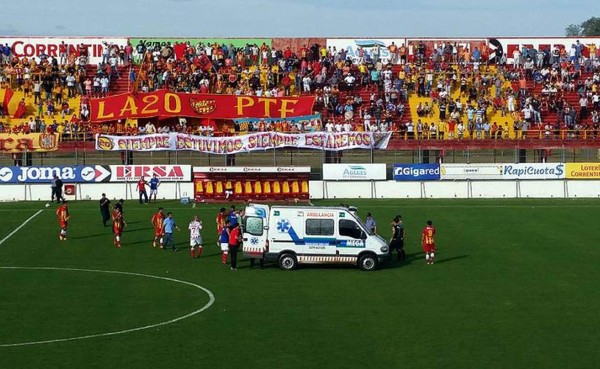 Fallece un futbolista durante un partido de Segunda División en Argentina