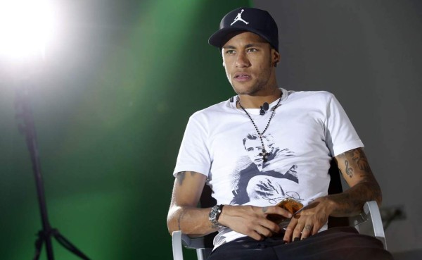 Neymar: 'Prefiero la zurda de Messi que la derecha de Cristiano'