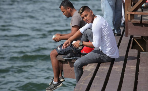 Moya aconseja no irse de mojado: 'Está muy difícil la cosa en esa frontera'